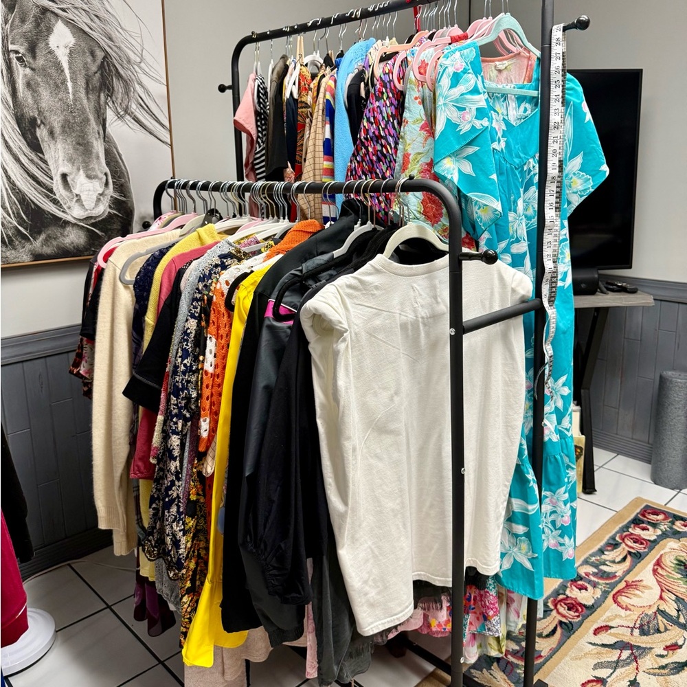 Spring Summer 2026 Collection Preview at @lisaosnow - Picture 14 of 16